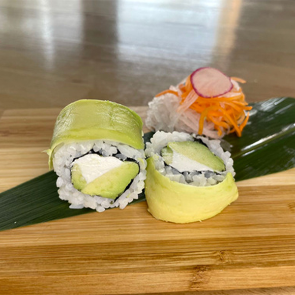 Aguacate queso roll