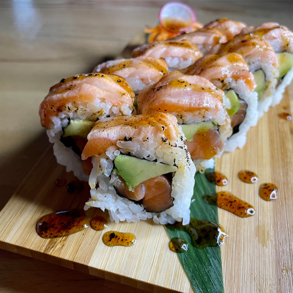 Salmón y Trufa Roll(10 pza)