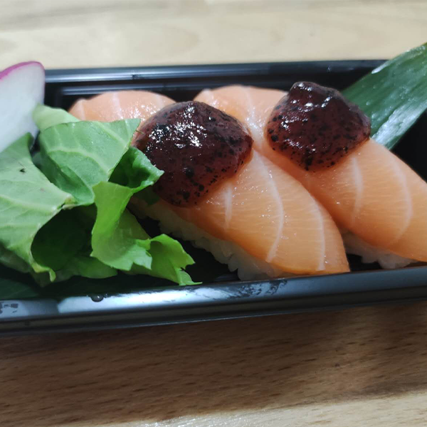Nigiri Salmón con Trufa