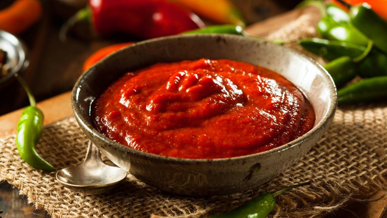 EXTRA SALSA SRIRACHA (PICANTE)